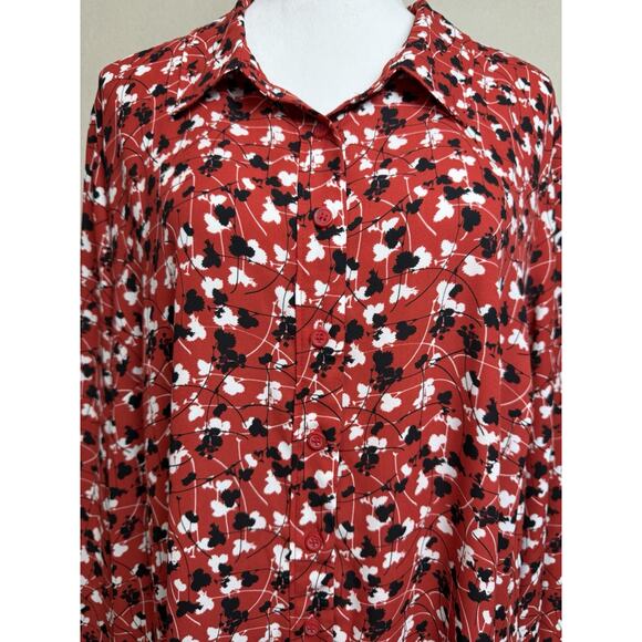 Lane Bryant Women’s Tunic Top Button Front Sz 26/28 Red W/ Black White Print - Picture 2 of 16